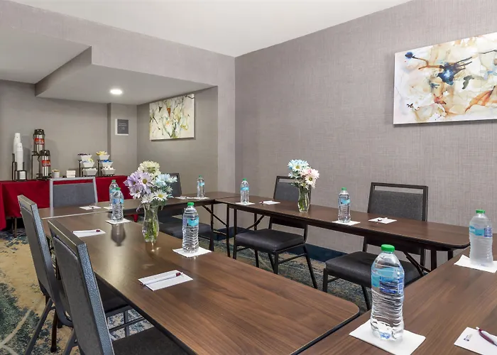 Best Western Plus Raleigh Crabtree Valley Hotel
